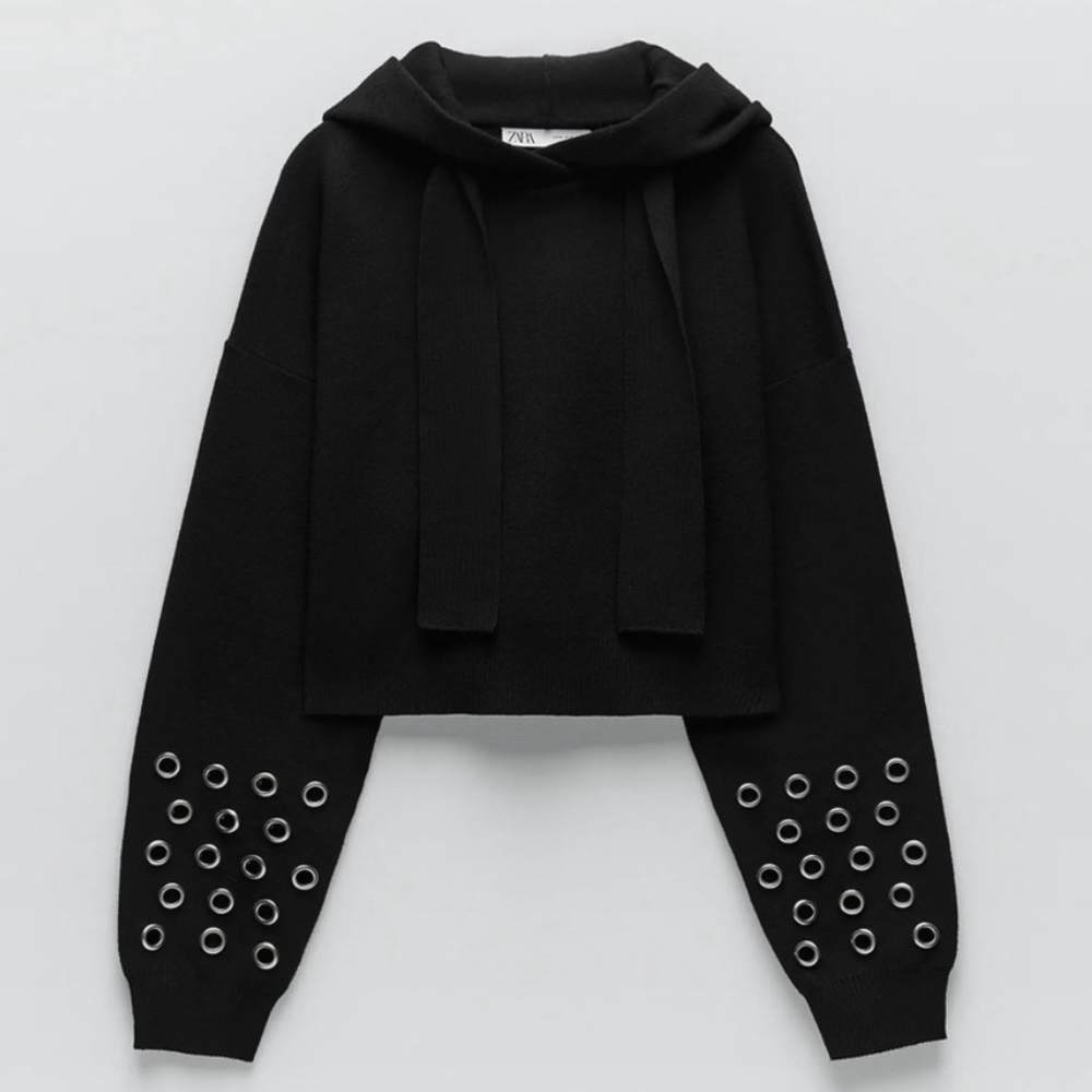 Zara Crop Knit Hoodie in Black